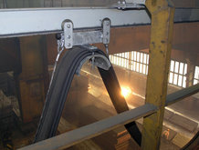 Prozesskran in einem Stahlwerk